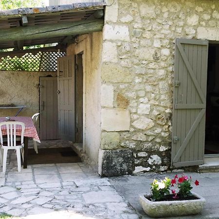 Mas Grimaud - Gite- Studio Et Chambres D'Hotes Familiales Eygalières Exterior foto